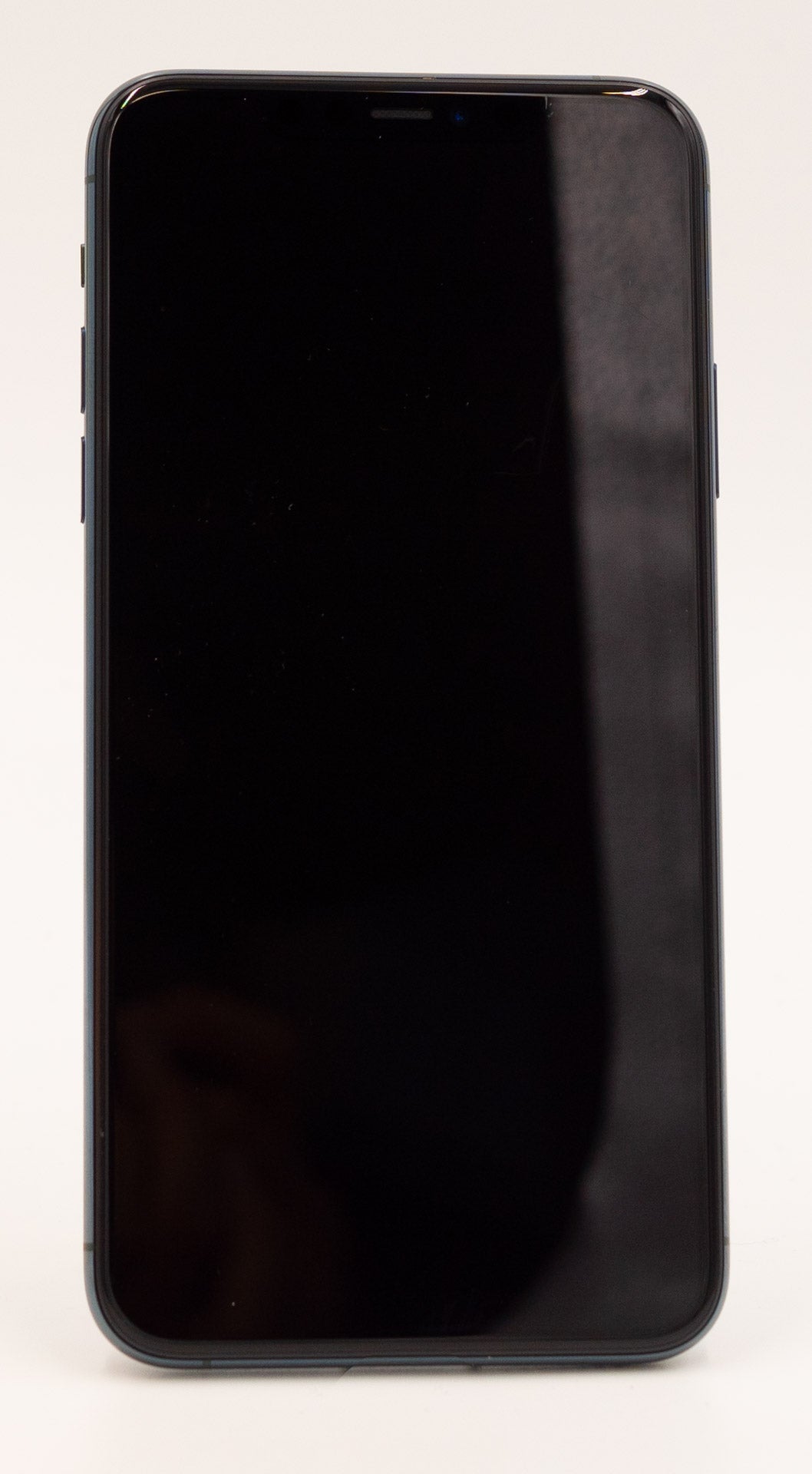Apple iPhone 11 Pro Max 64GB nachtgrün – Refurbished – Produktansicht
